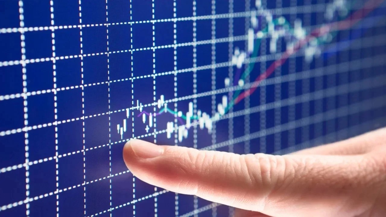 Stock markets fall in early trade on relentless foreign fund outflows, H-1B visa fee concerns
