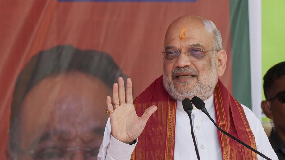 BJP alleges posters removed ahead of Amit Shah’s Kalighat temple visit, replaced with Mamata's images