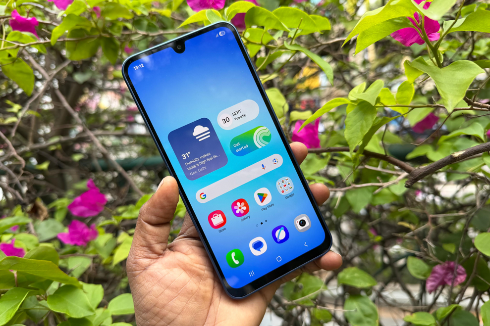 Samsung Galaxy A17.