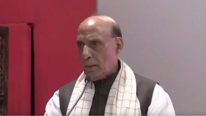 From Bhuj, Rajnath Singh warns Pakistan against aggressive approach towards Sir Creek