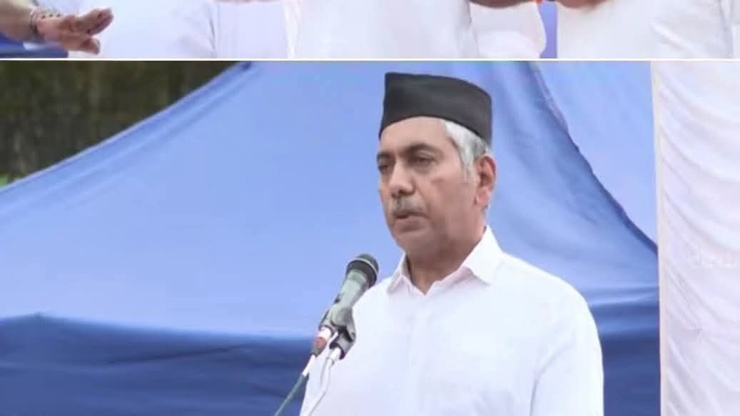 Kerala ex-DGP Jacob Thomas dresses up in traditional RSS attire
