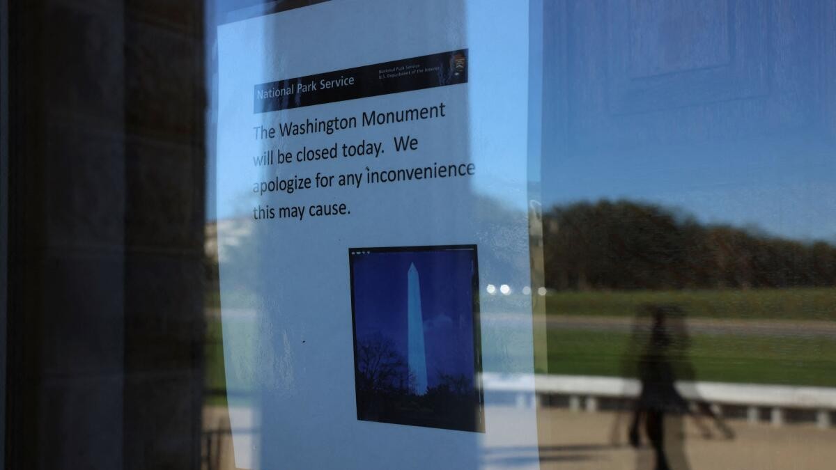 Mass layoffs will start if shutdown talks 'going nowhere': White House