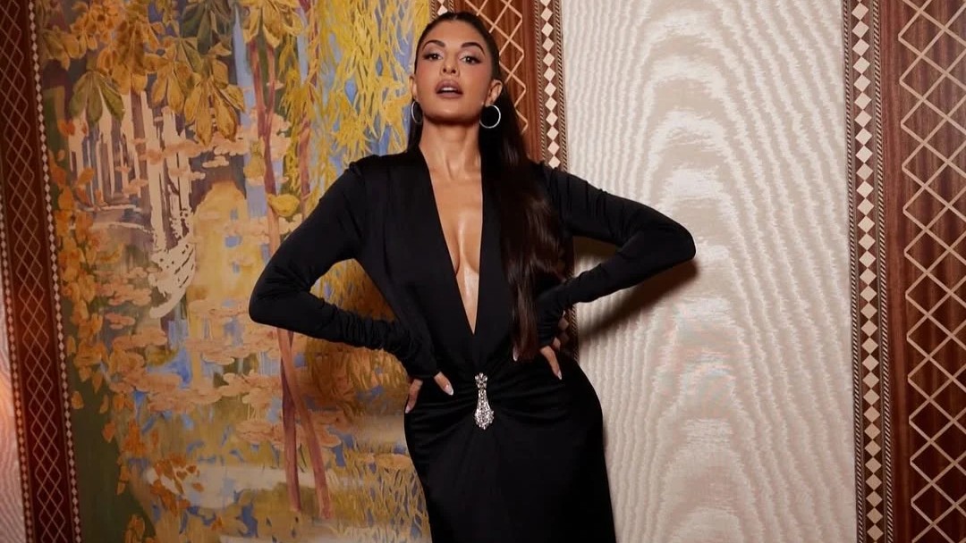 Paris Fashion Week 2025: Jacqueline Fernandez steals the spotlight in all-black look