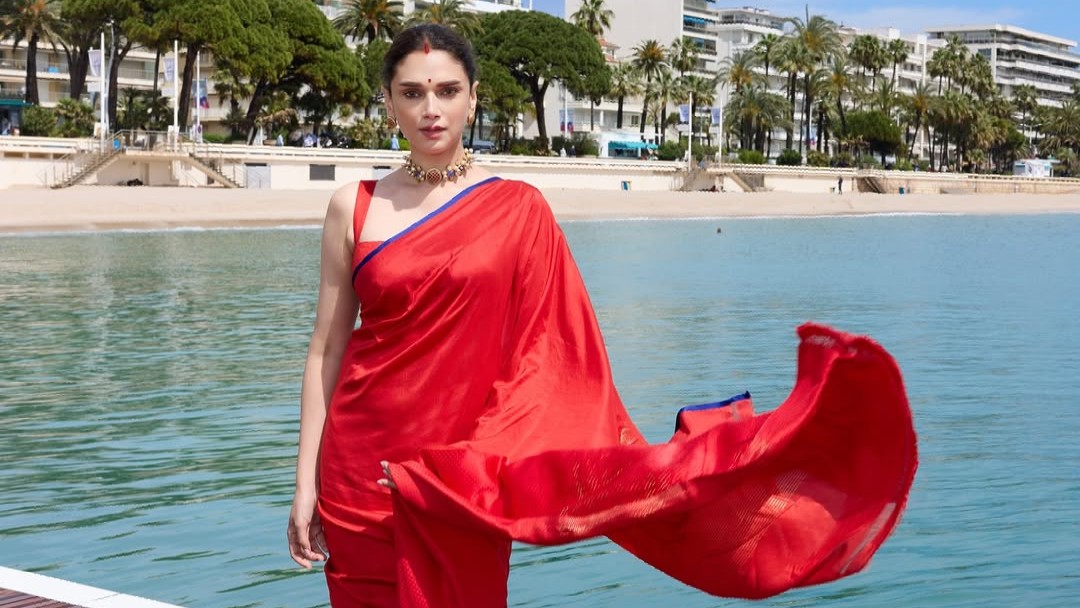 5 times Aditi Rao Hydari stunned us with her jaw-dropping ethnic looks