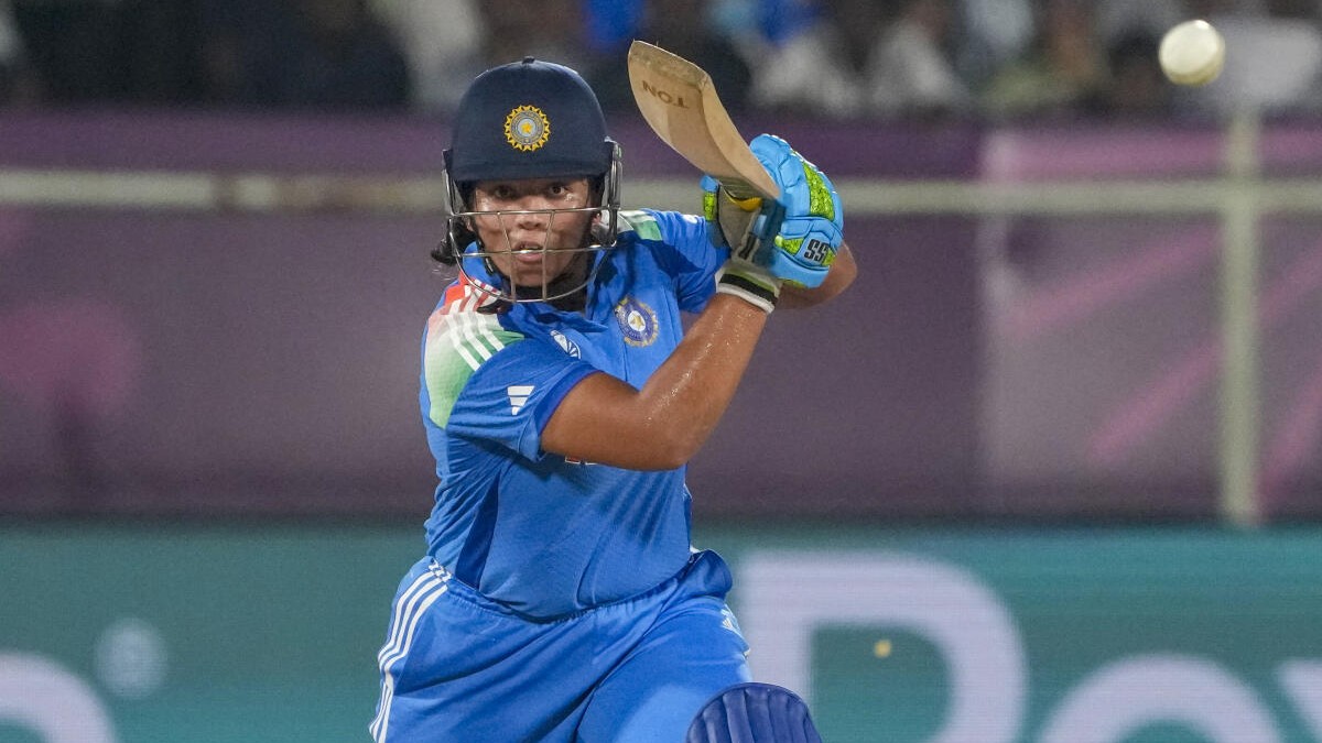 ICC Women's World Cup 2025: Richa Ghosh leads India's recovery with a gritty 94 