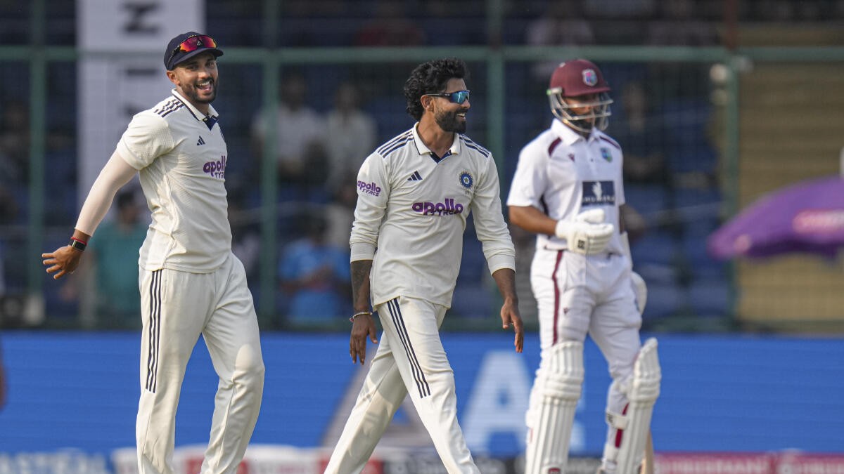 Second Test: India reduce West Indies to 140/4; visitors trail by 378 runs