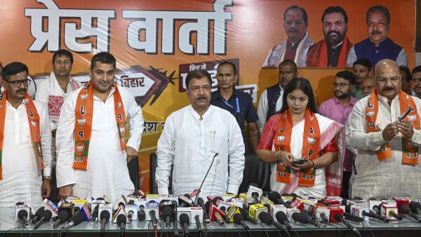 Bihar Assembly Elections 2025 | Phase 2 nominations begin; NDA, I.N.D.I.A. bloc yet to announce candidates