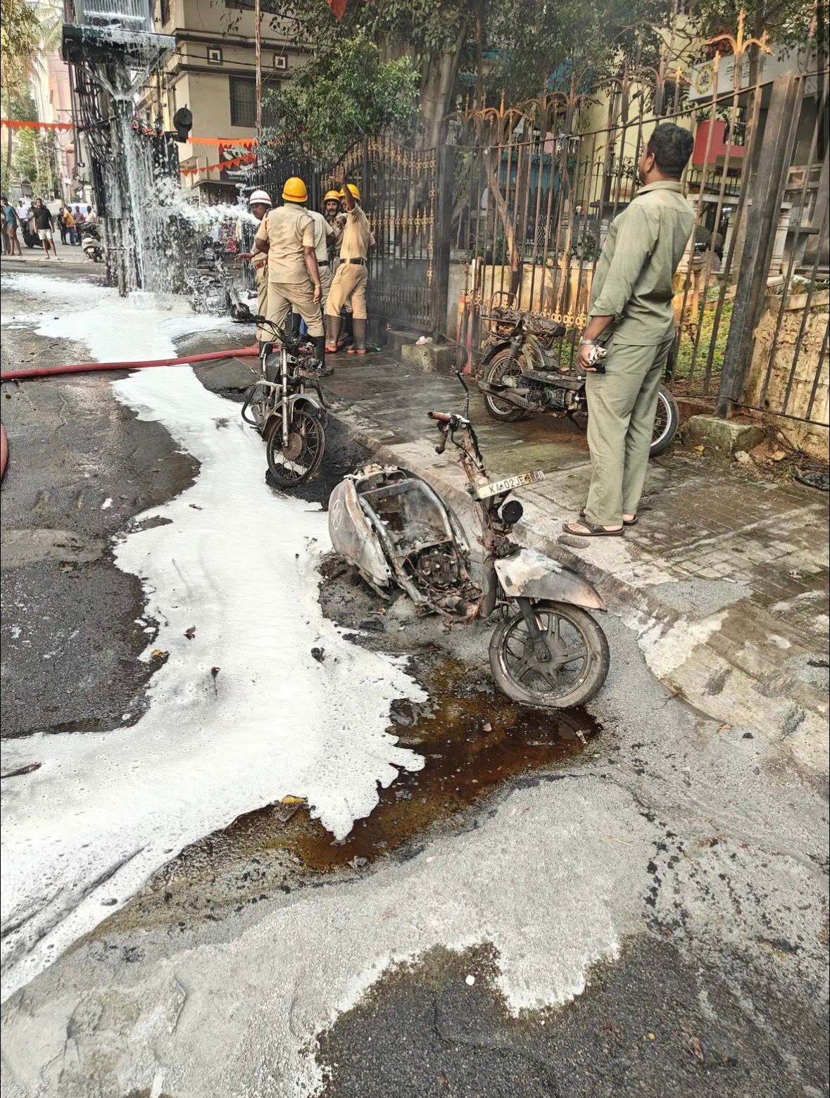 Fire brigade officials who reached the spot on time extinguished the blaze.