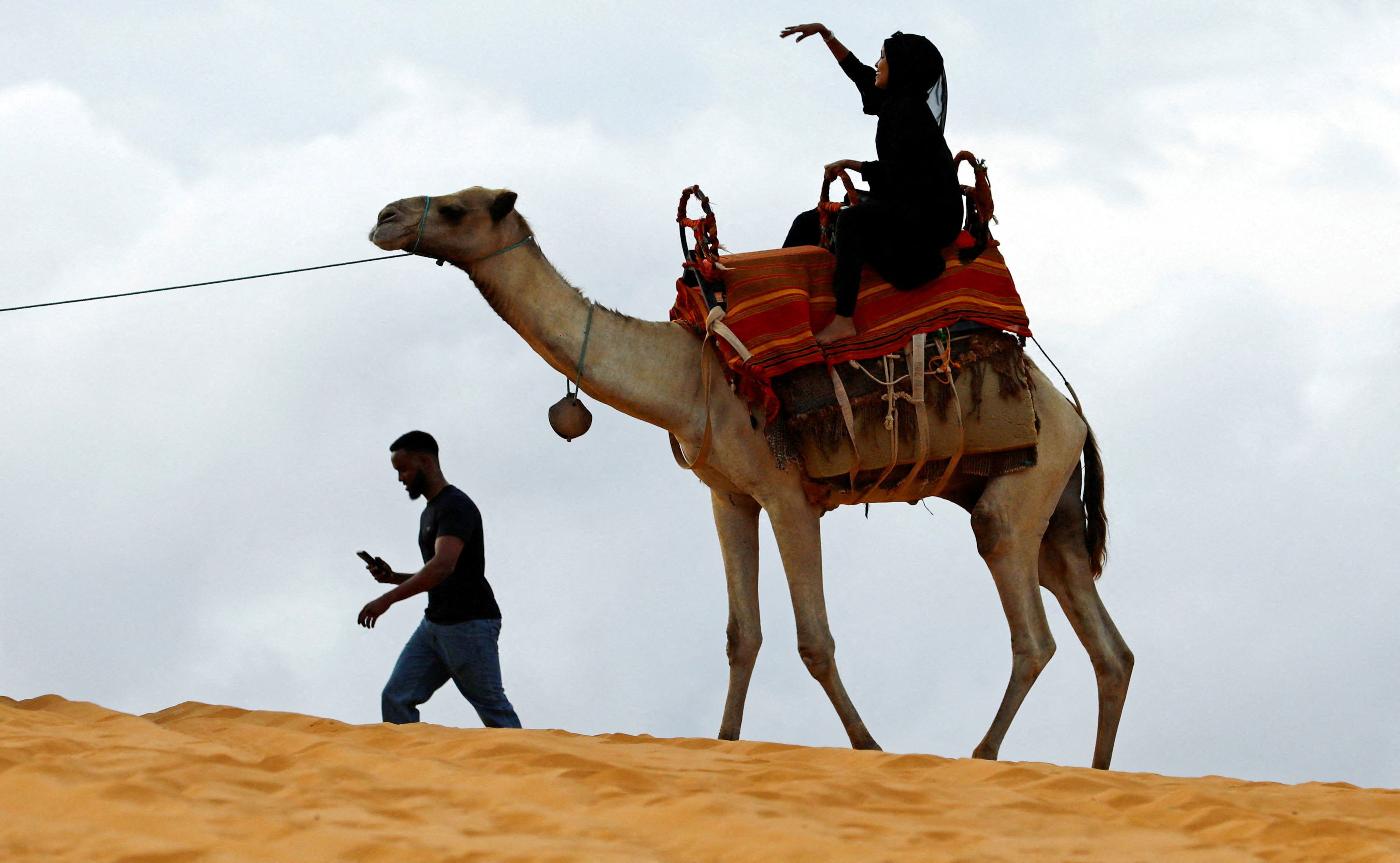 Somalia revives tourism with weekly trips to natural and cultural sites