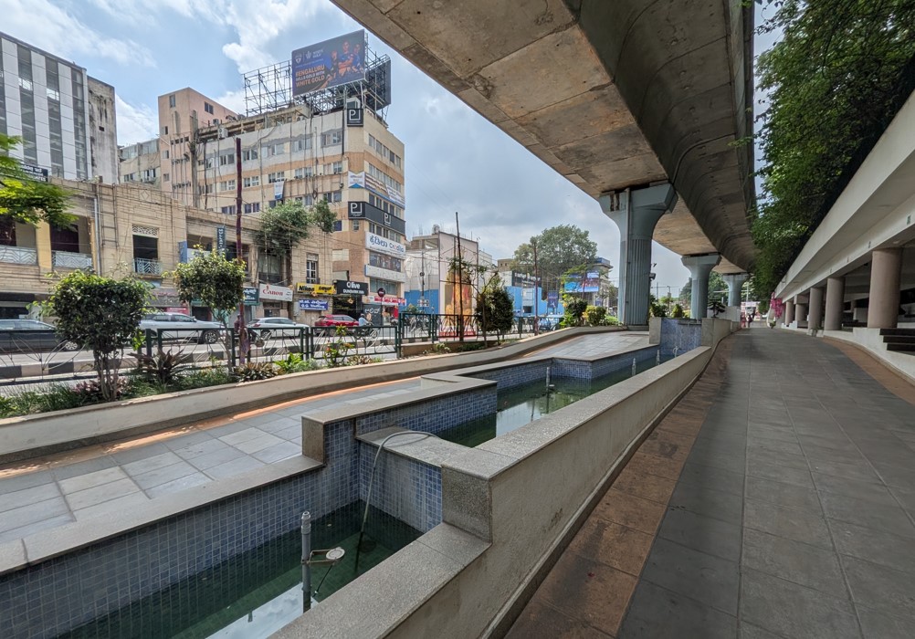 Google Pixel 10 Pro Fold's camera sample with ultra-wide angle mode.