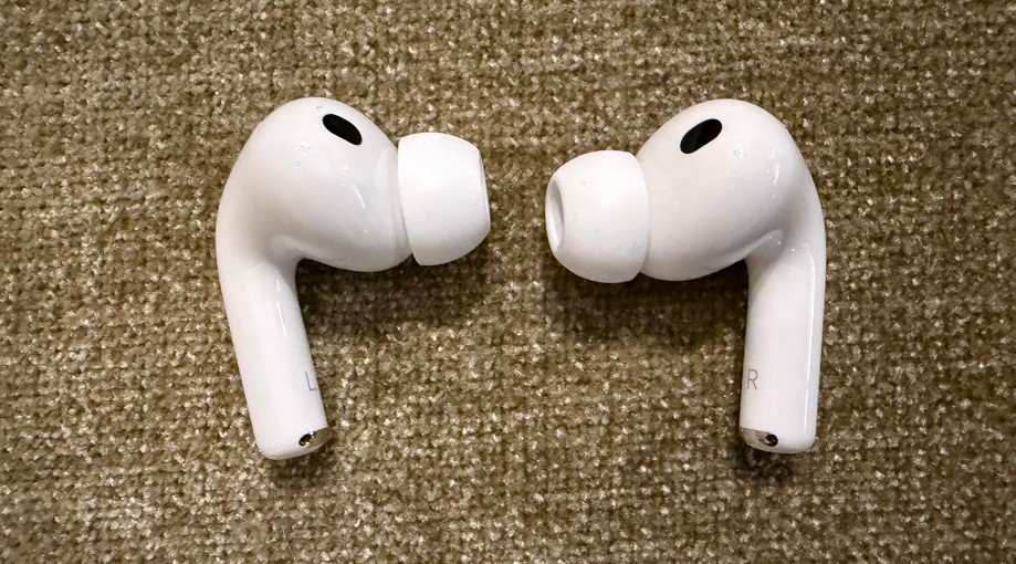 Apple AirPods Pro 3.