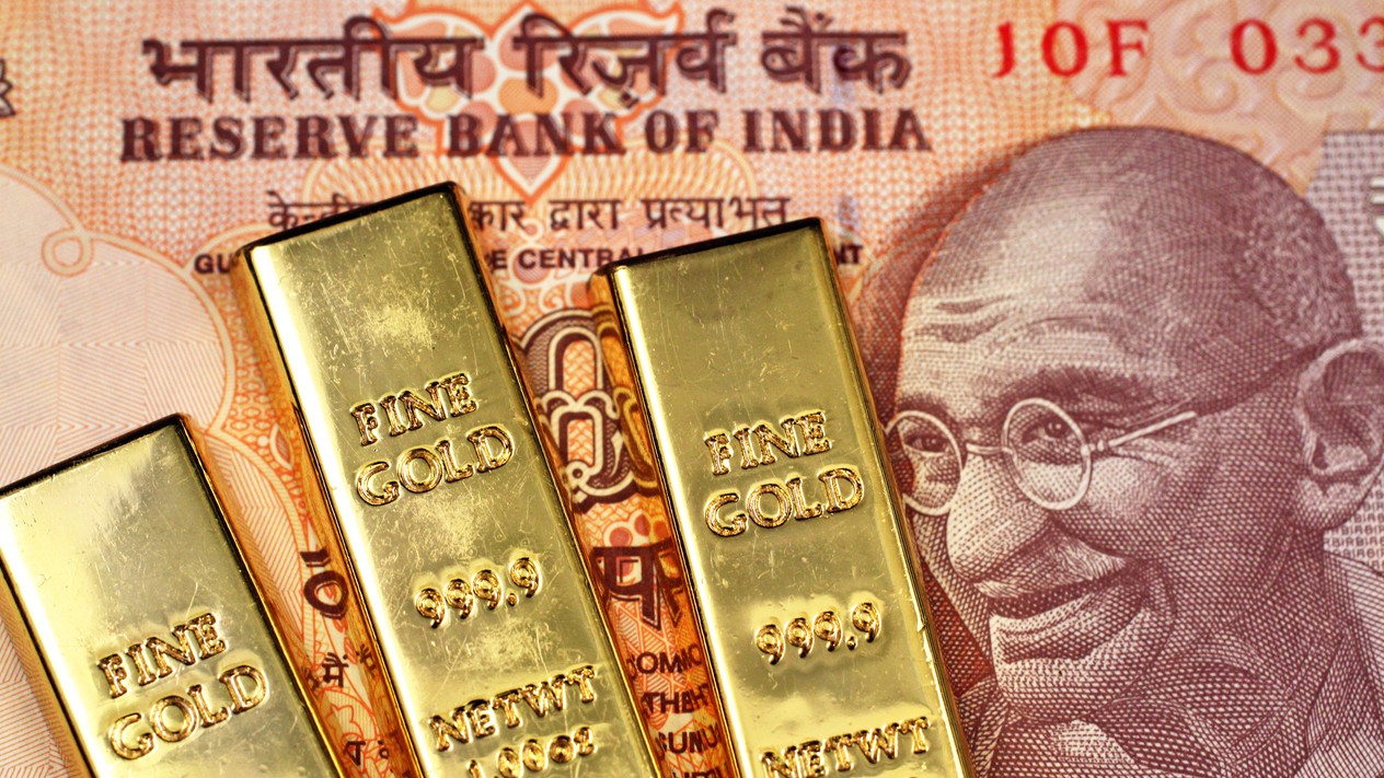 Rs 18 crore assets found after raid at retired excise officer's premises in Madhya Pradesh