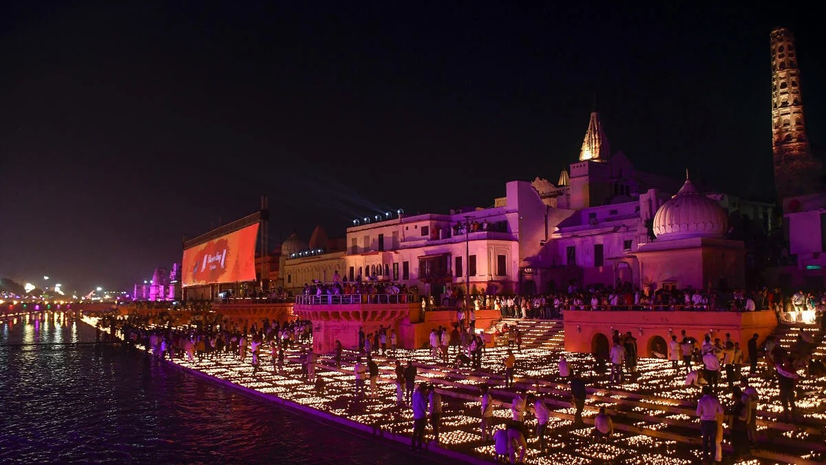 Ayodhya Deepotsav 2025: Rangoli, 80,000 diyas, selfie points & more; here's what you can witness at Ram Ki Paidi