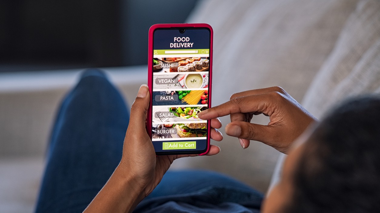 Festive Binge: Swiggy, magicpin see spike in food delivery orders