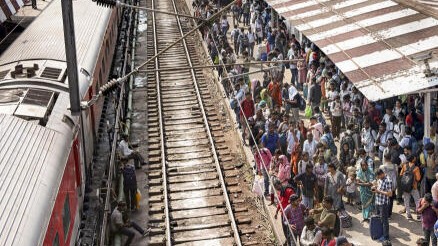 2 trespassers killed on tracks in Nashik, railway denies train fall reports