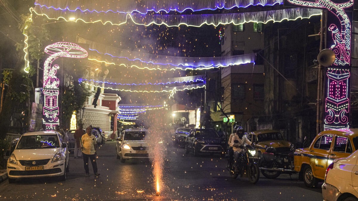 Kolkata sees post-Diwali surge in respiratory illnesses, pregnancy complications due to pollution