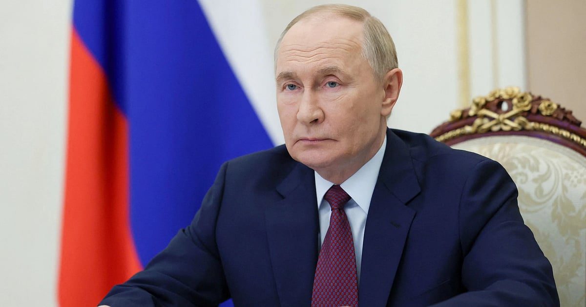 Vladimir Putin says it's senseless to sign documents with 'illegitimate' ...