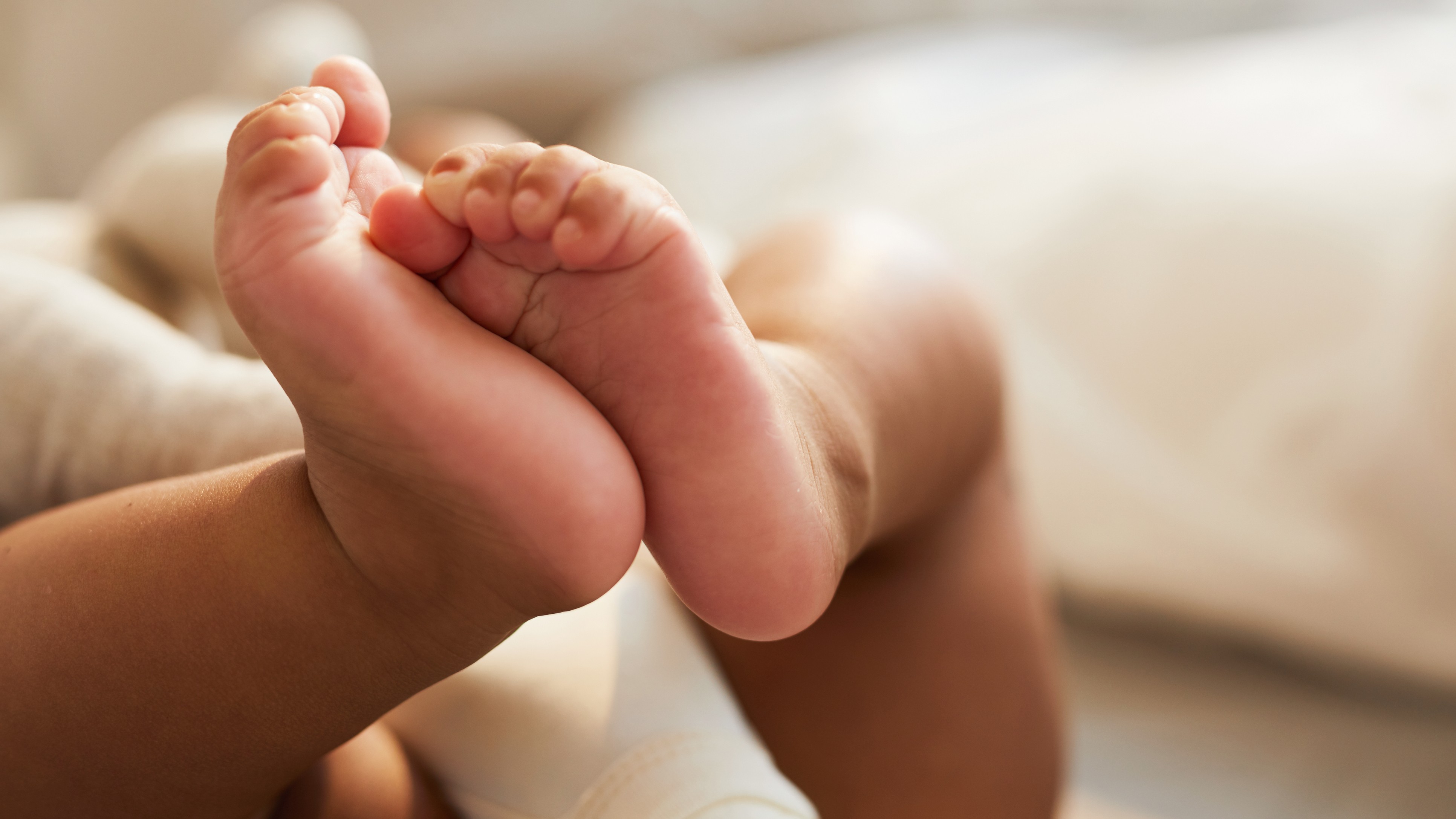 Bengaluru: Toddler dies after falling from second-floor balcony