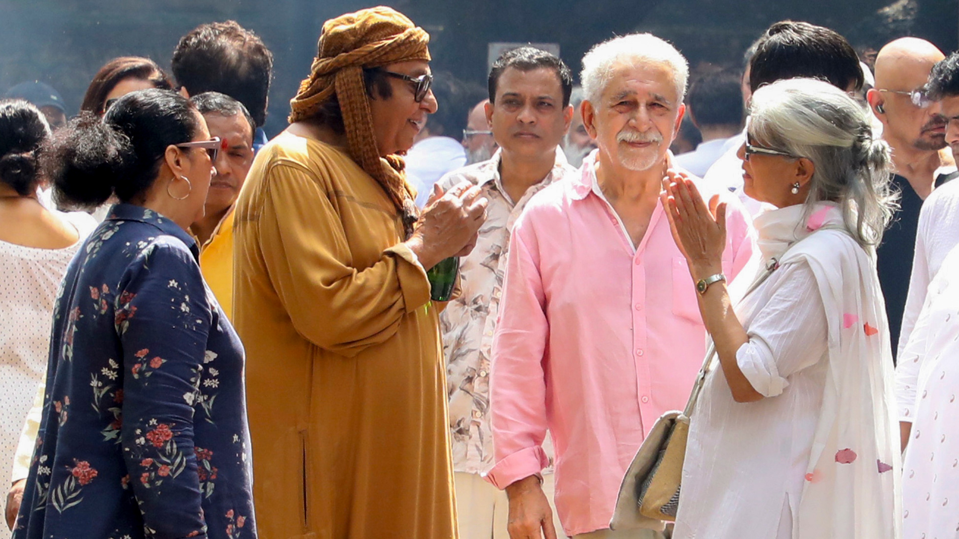 Satish Shah funeral: Celebrities pay emotional tribute
