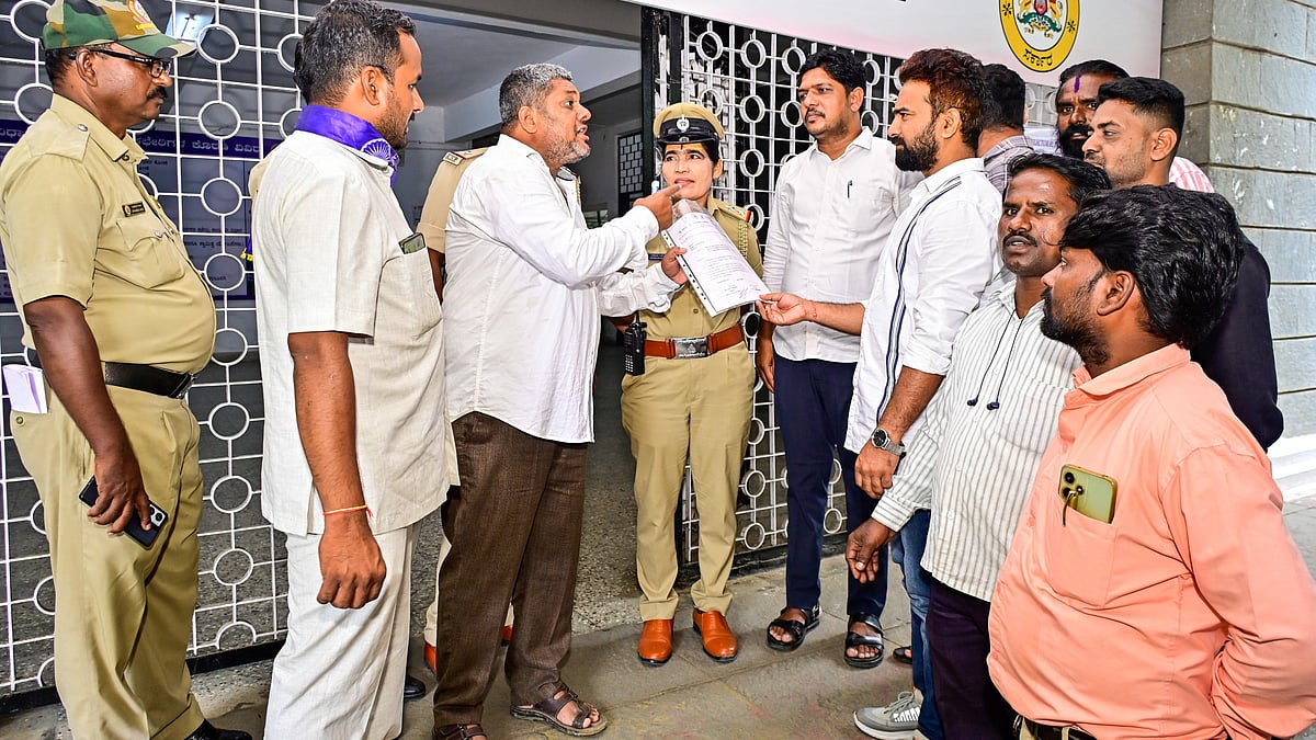 RSS route march: Peace meeting fails to reach consensus