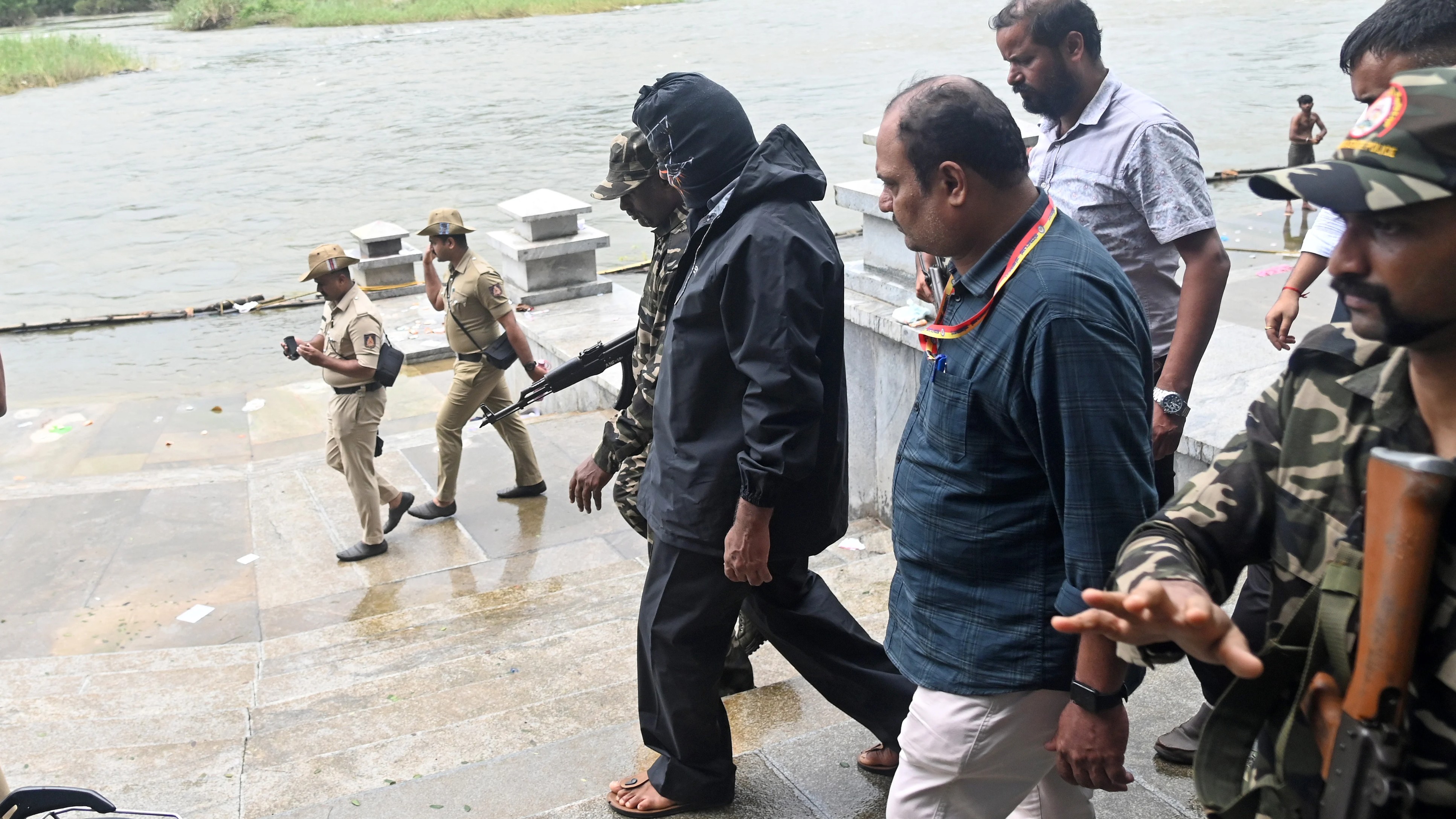 In latest twist, Karnataka High Court stays FIR in Dharmasthala case