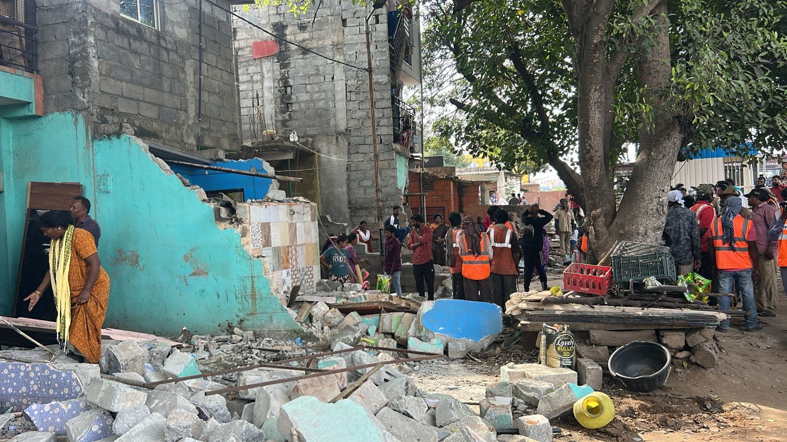 Encroachments cleared from railway land between Banaswadi & Hebbal