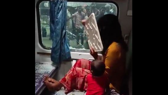 Watch | ‘Mera purse chahiye': Woman breaks train window over stolen purse as child watches  