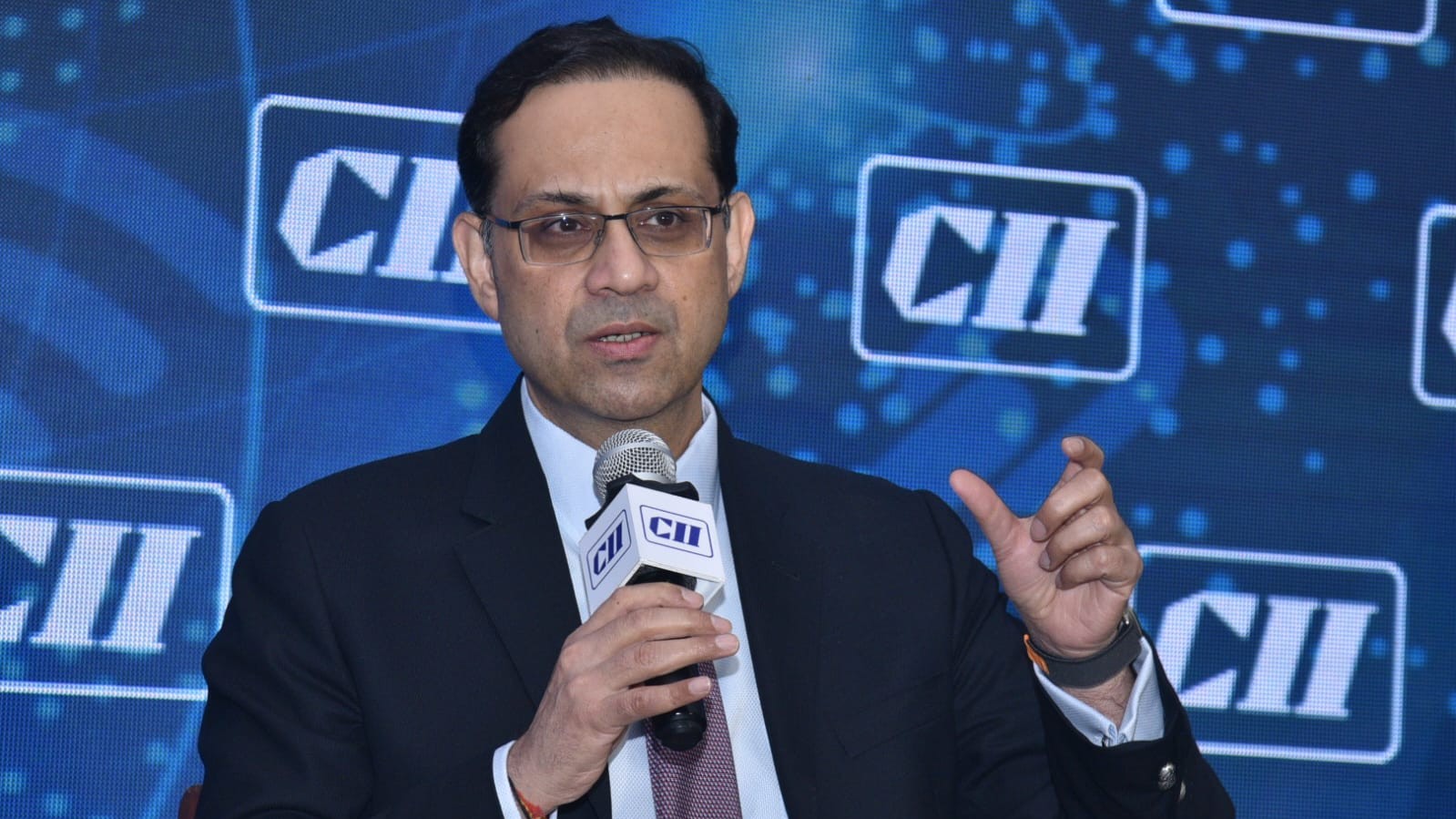 GST rate cut boosts Bajaj Finance festive loans by 27%