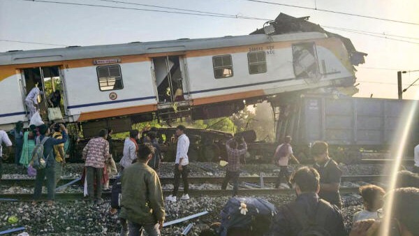 8 dead, 14 injured as passenger train collides with goods train in Chhattisgarh