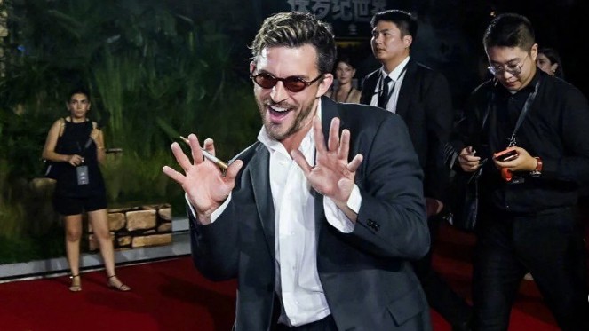 'Incredibly flattered': Jonathan Bailey named People magazine's Sexiest Man Alive 2025