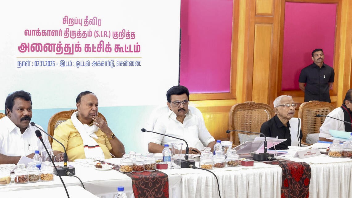DMK-led SPA to hit streets against SIR on November 11