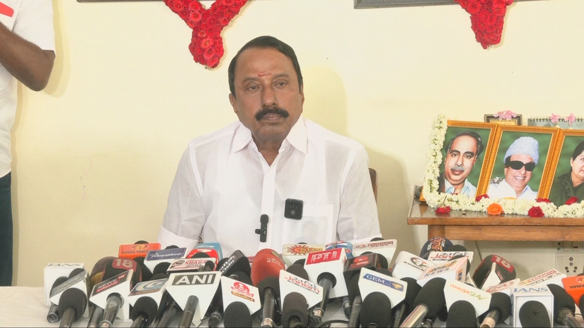 BJP asked me to demand unification of AIADMK, says Sengottaiyan