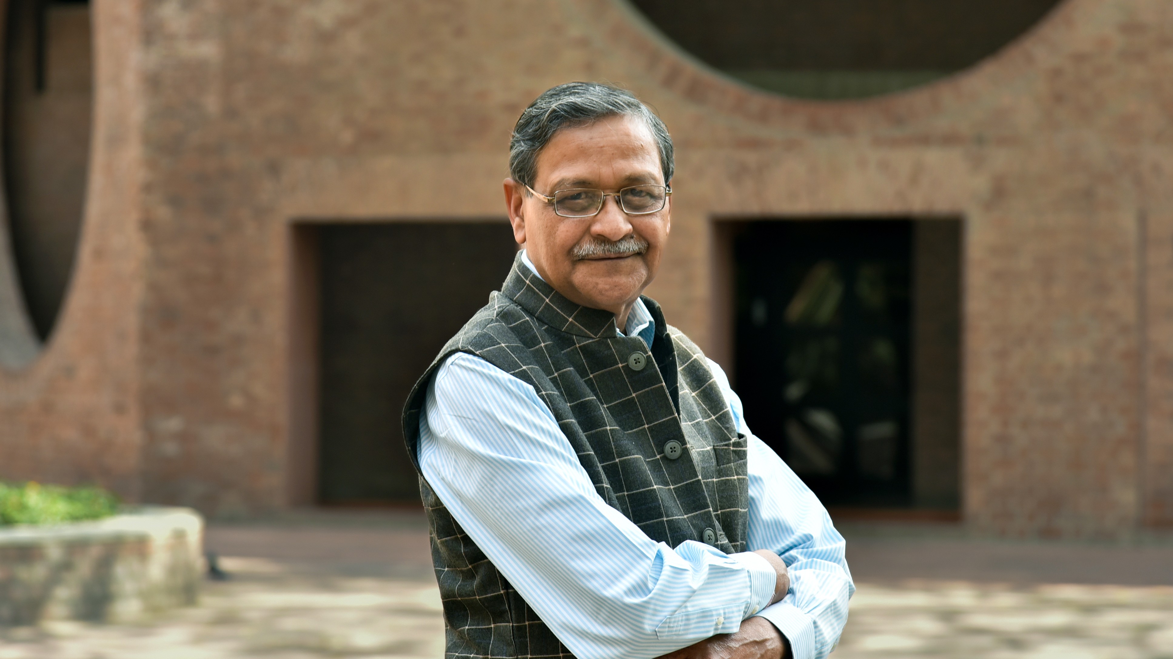 India needs skilled manpower to become infrastructure builder for AI: IIM-A Director