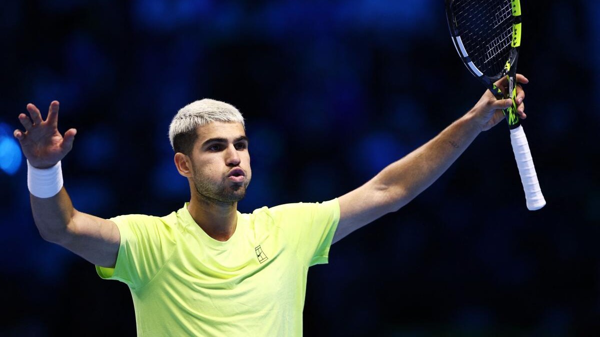 Alcaraz stays perfect at ATP Finals with thrilling win over Fritz
