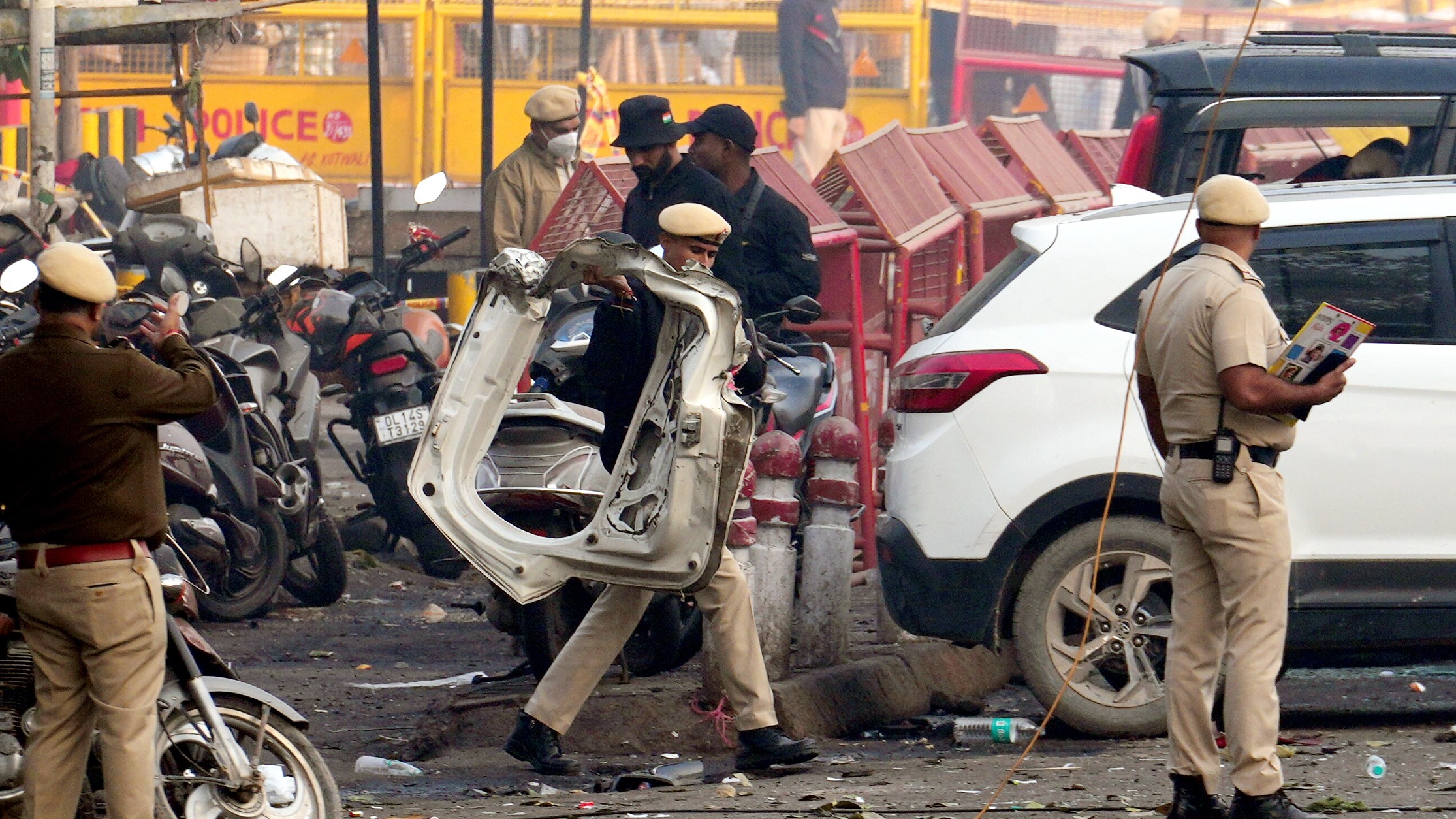 Red Fort blast: Delhi Police registers FIR under UAPA and Explosives Act