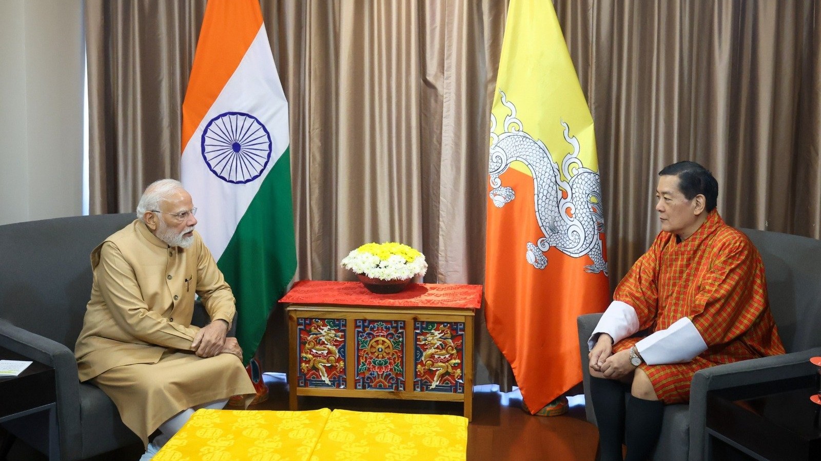 PM Modi meets former Bhutan King, appreciates his efforts towards building bilateral ties