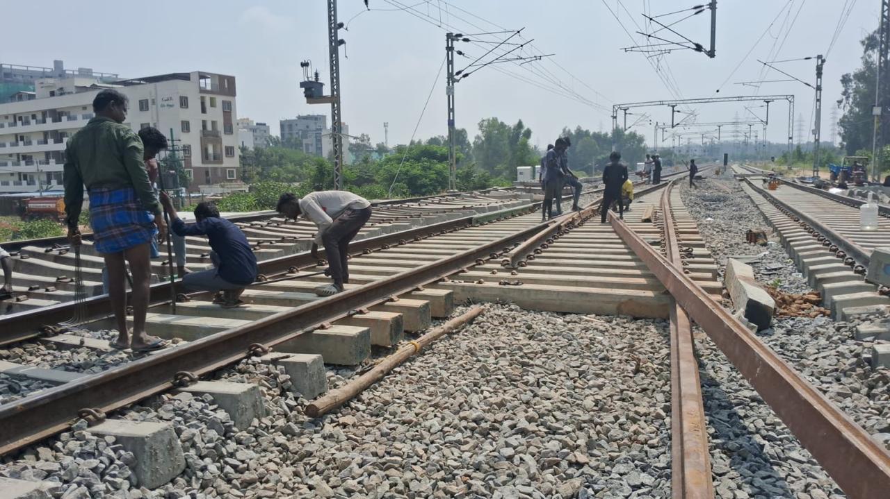 The newly laid double line between Bellandur Road and Karmelaram.