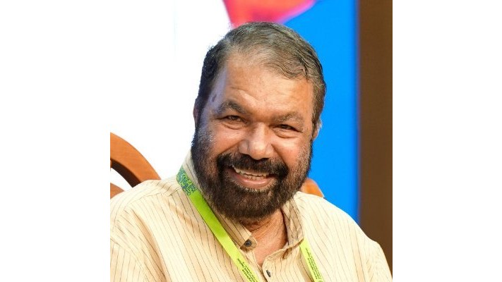 Kerala Govt school teachers come to rescue of student, mother forced out of house; Minister lauds effort