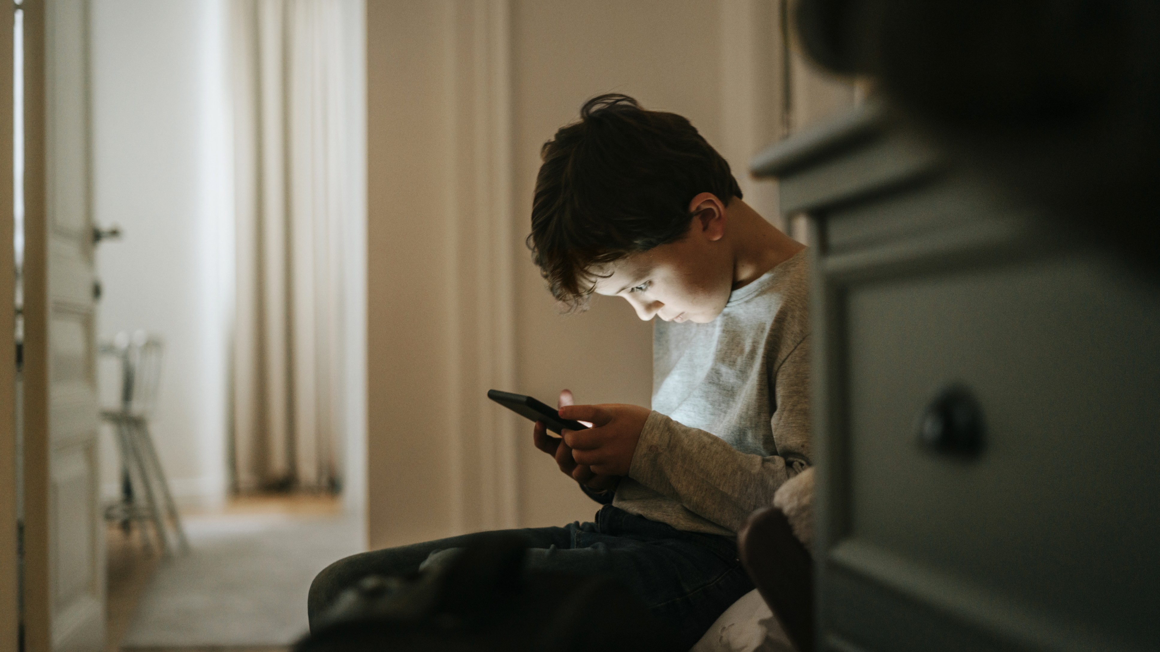 From screens to senses: How to help children build offline habits