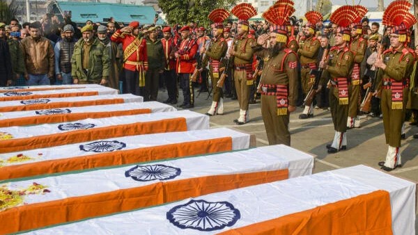 Kashmir: Accidental blast at Nowgam police station claims nine lives