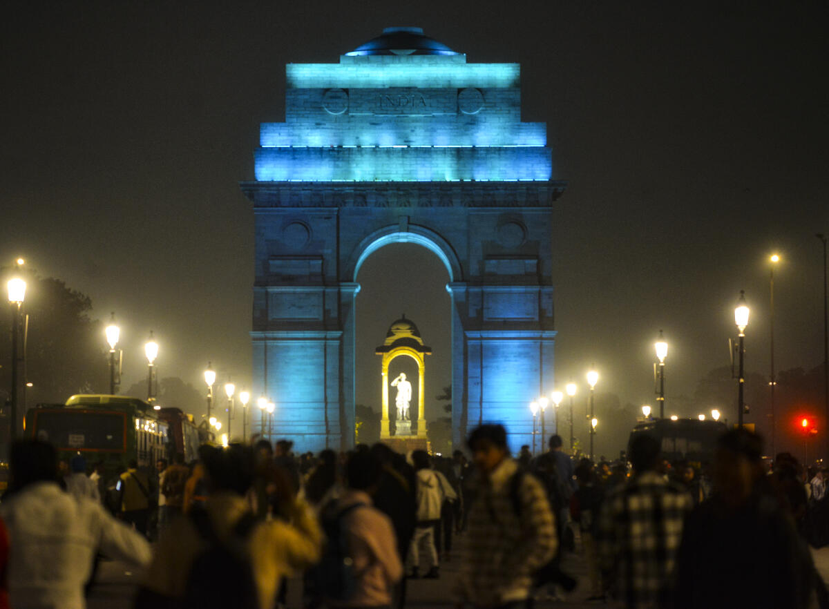 India Gate glows in teal blue to mark the 5th anniversary of the WHO's Global Strategy to Eliminate Cervical Cancer, raising awareness in the capital.