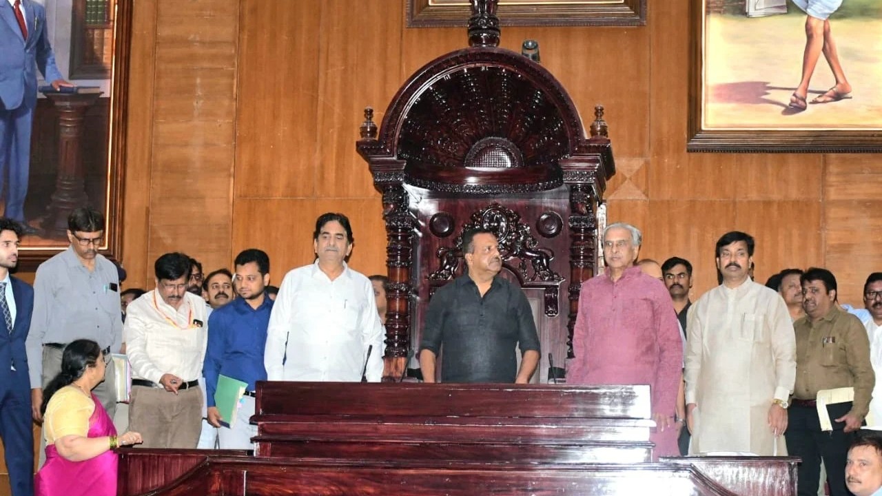 U T Khader, Basavaraj Horatti review preparations for winter session in Belagavi