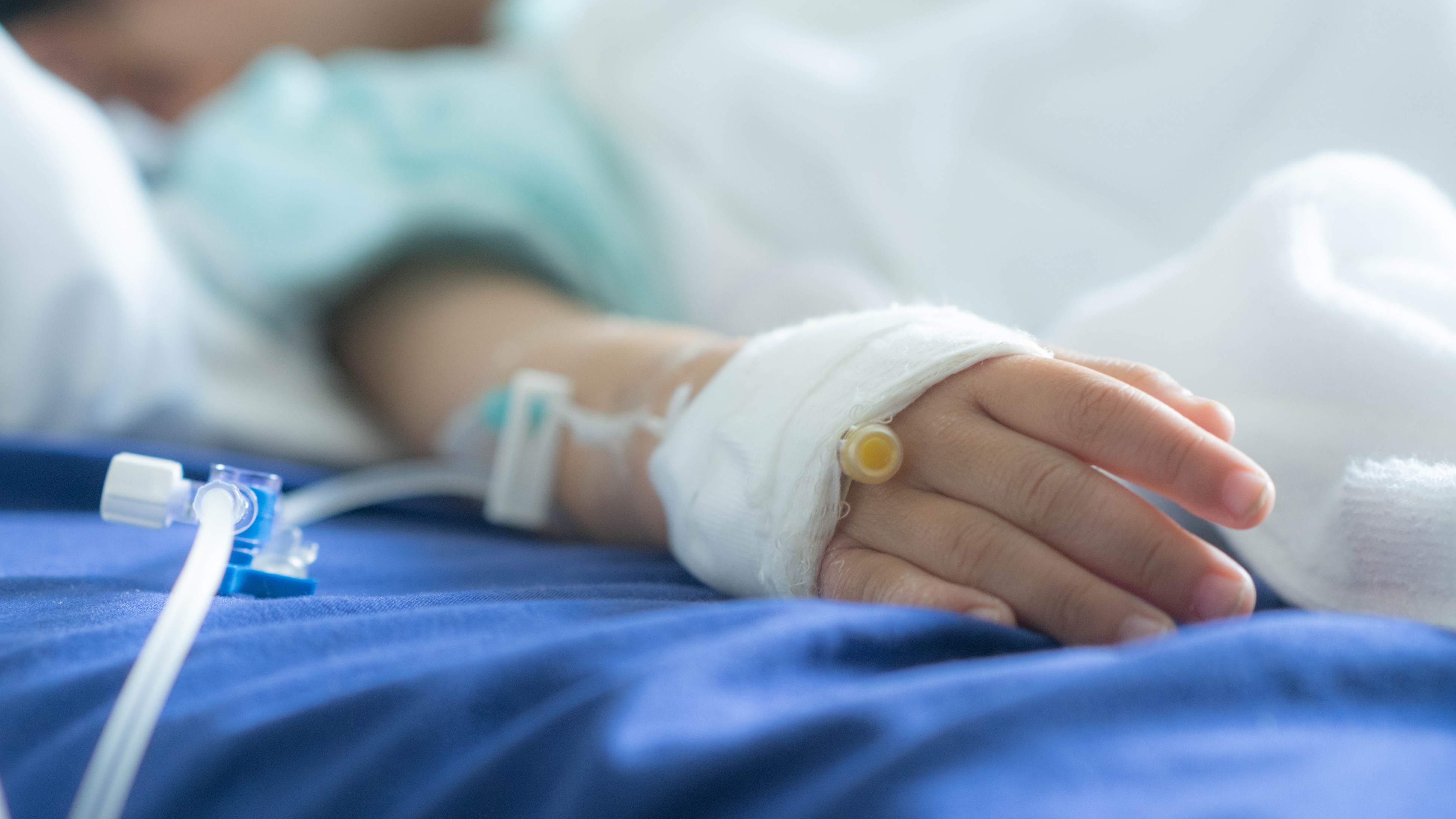 Kin claim Meerut hospital sealed toddler's wound with Fevikwik; CMO orders probe