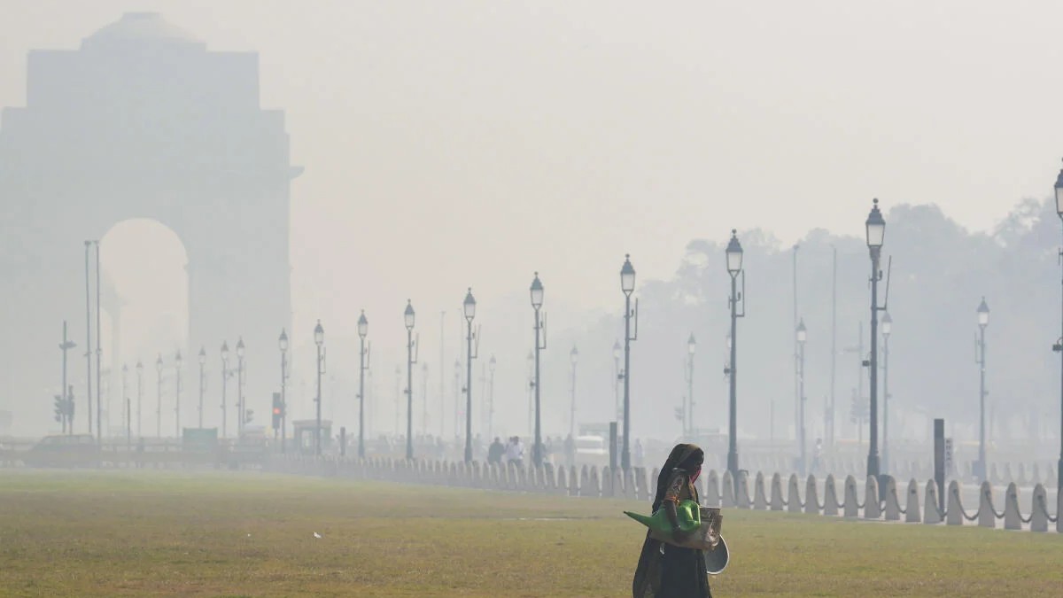 Air quality remains 'very poor' in Delhi