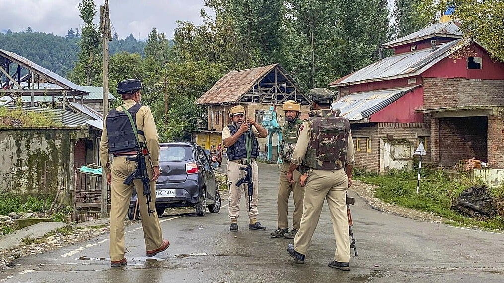 Two from J&K's Kupwara arrested in Arunachal Pradesh on charges of spying 