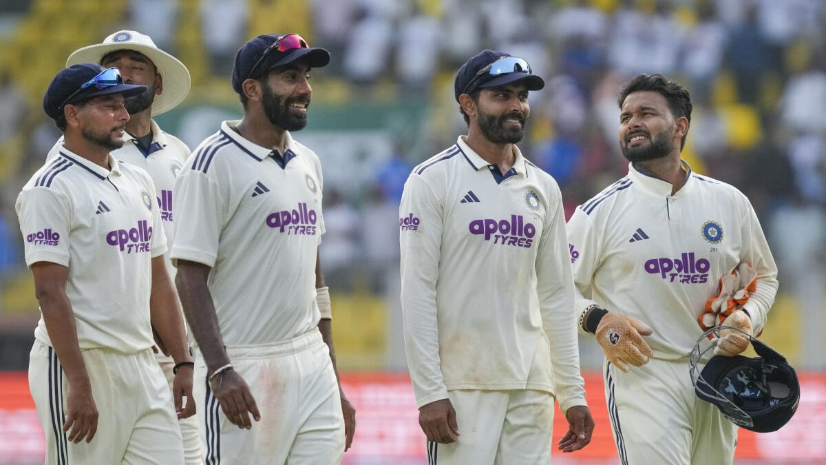 India vs South Africa 2nd Test: SA wrest back advantage as Indian bowlers toil hard