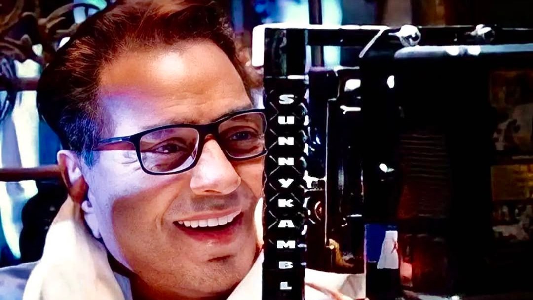 <div class="paragraphs"><p>Credit: Instagram/@aapkadharam</p></div>