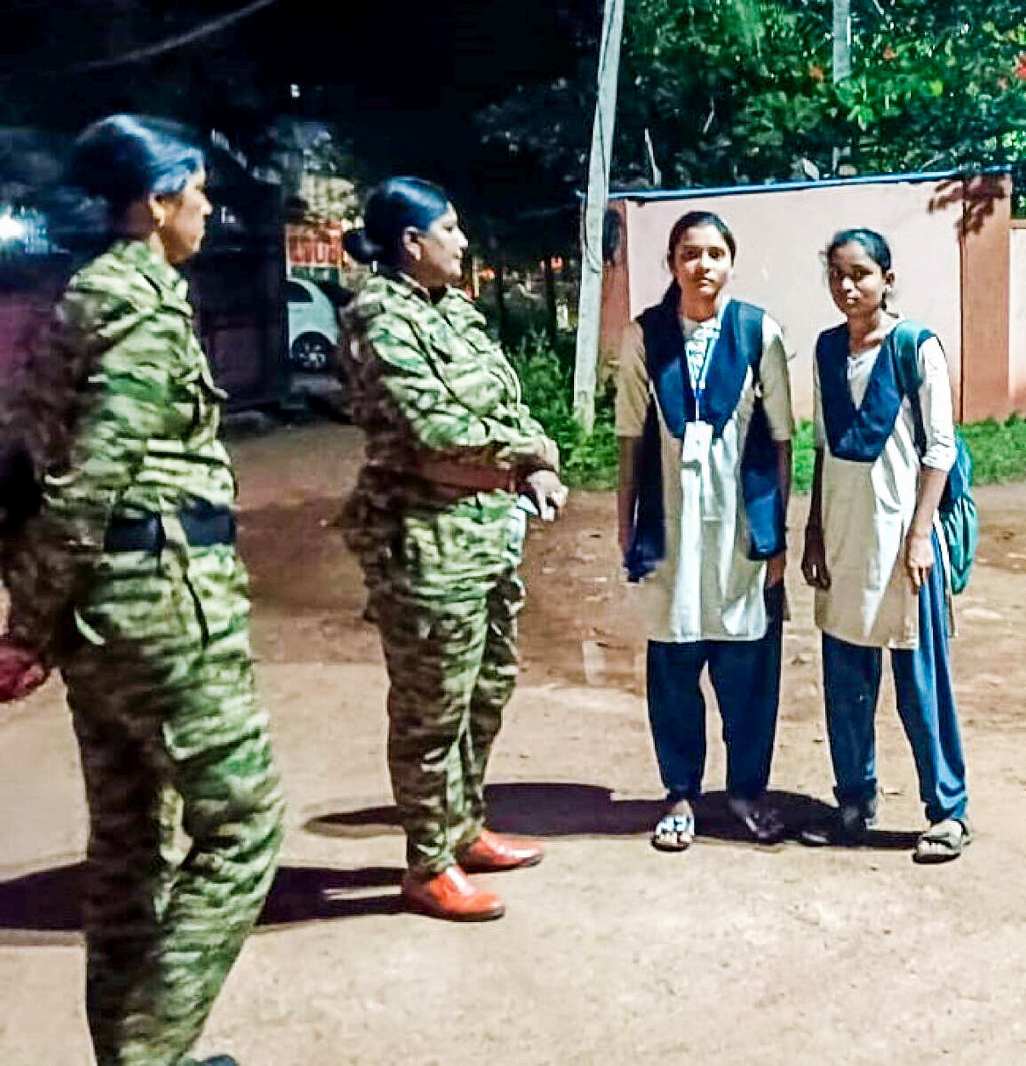 Akka Pade members boost the confidence of girls returning home from tuitions in Bidar. DH Photo