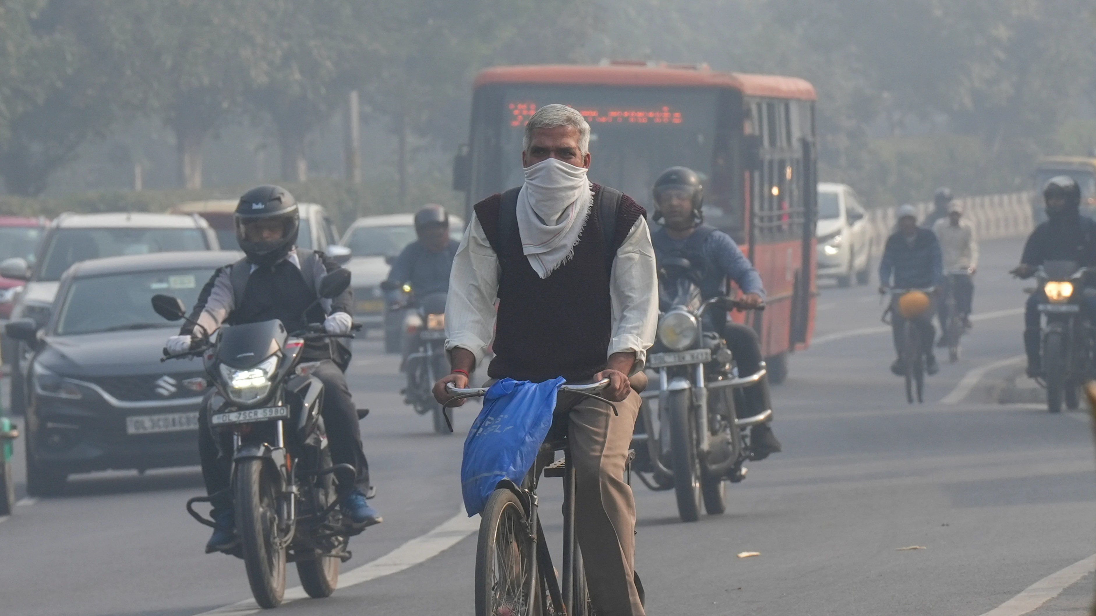 At 8 degree celsius, Delhi records coldest November morning since 2022