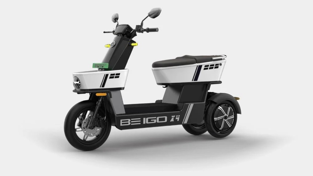 Bengaluru engineers build electric trike with anti-topple technology